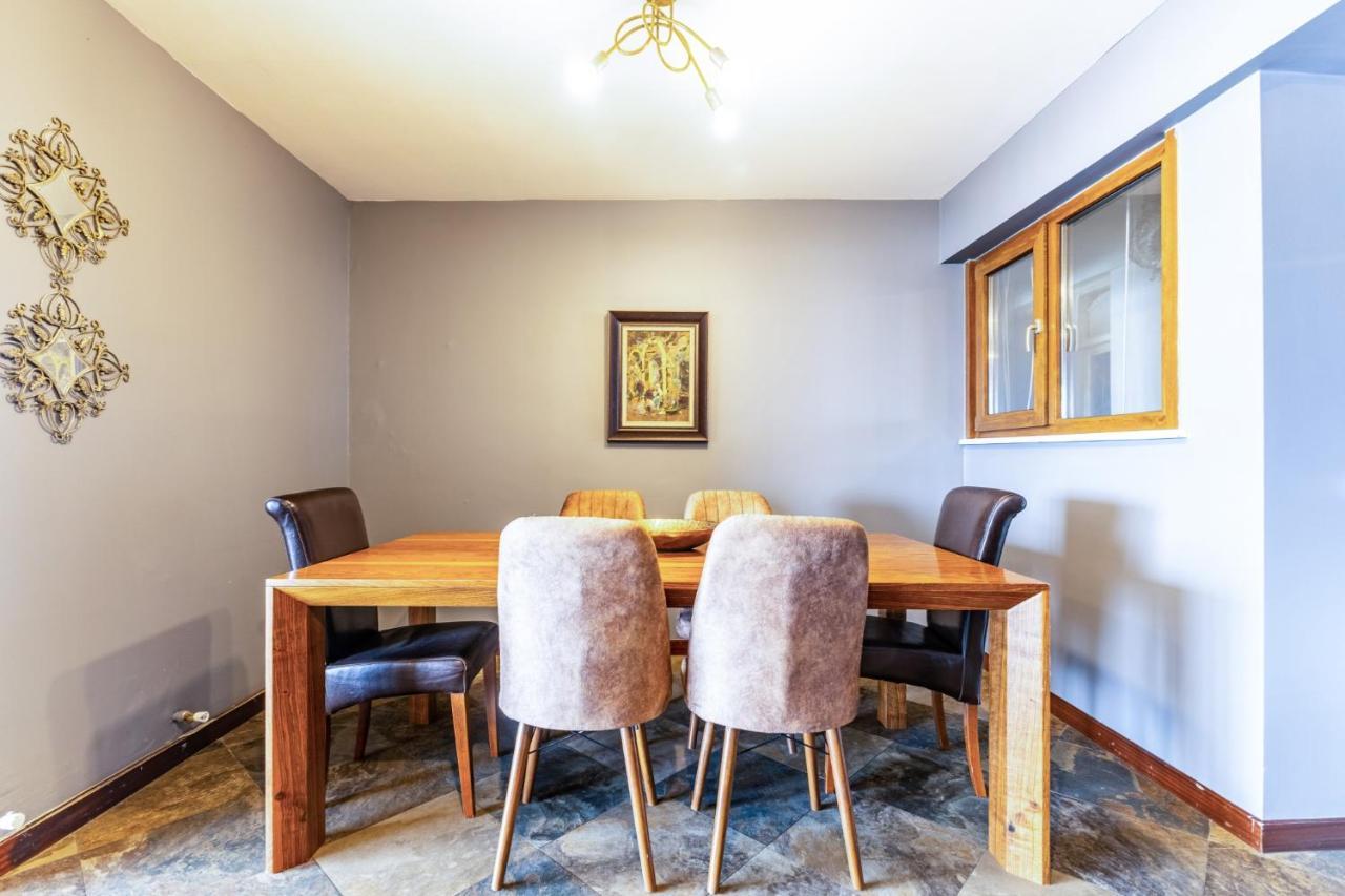 Duplex Flat W Panoramic Bosphorus View And Terrace Appartement Istanboel Buitenkant foto