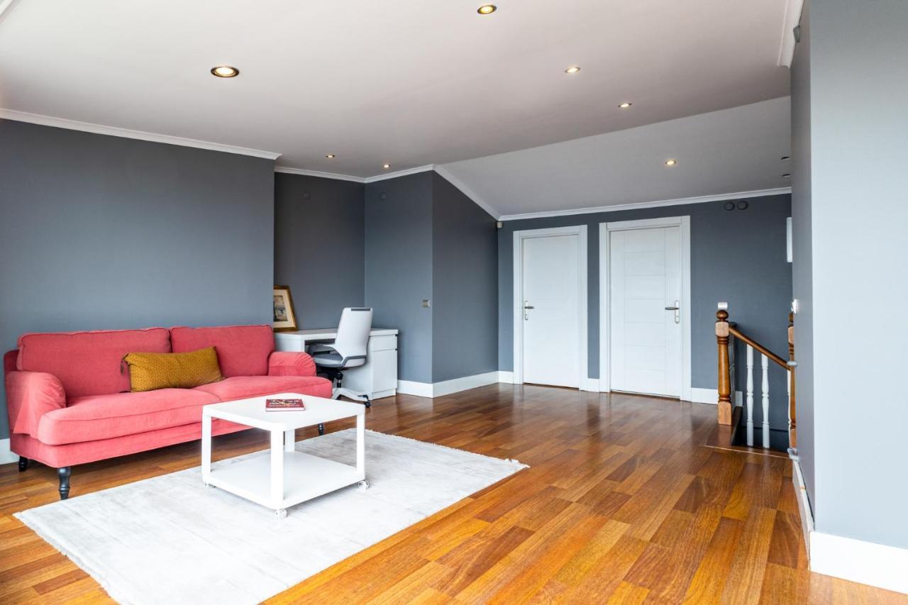 Duplex Flat W Panoramic Bosphorus View And Terrace Appartement Istanboel Buitenkant foto